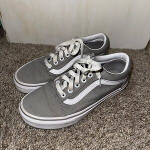 Women’s Vans size 7